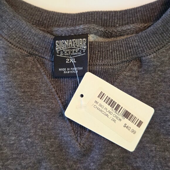 NWT - Signature Concepts Wisconsin Plaid Crew Sweatshirt, 2XL, Charcoal Gray - Picture 12 of 12